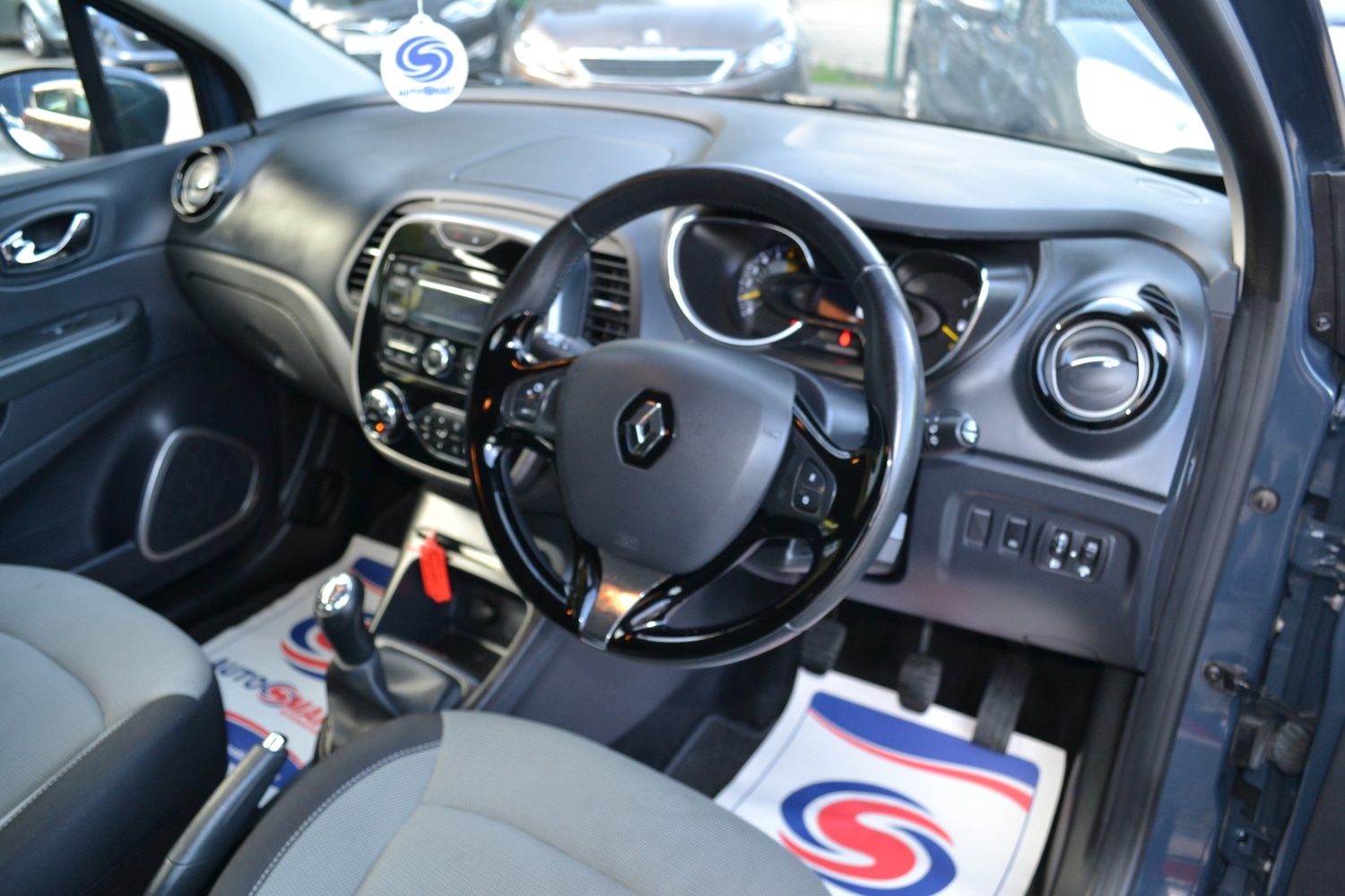 Used Renault Captur 2013 for sale - 76324489: Photo 12