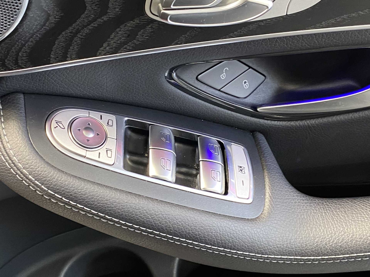 Used Mercedes-Benz GLC 2019 for sale - 76113580: Photo 21