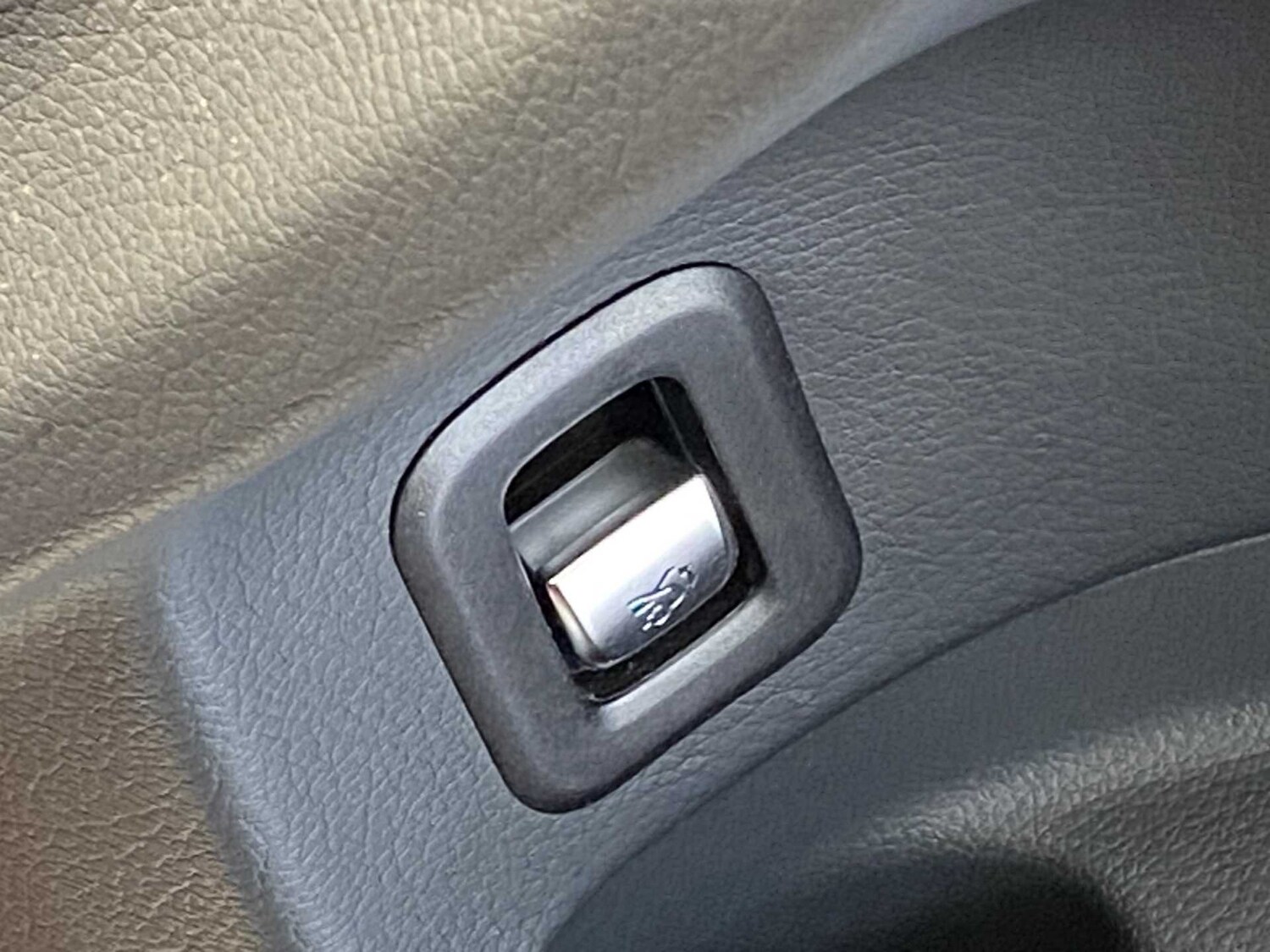 Used Mercedes-Benz GLC 2019 for sale - 76113580: Photo 22