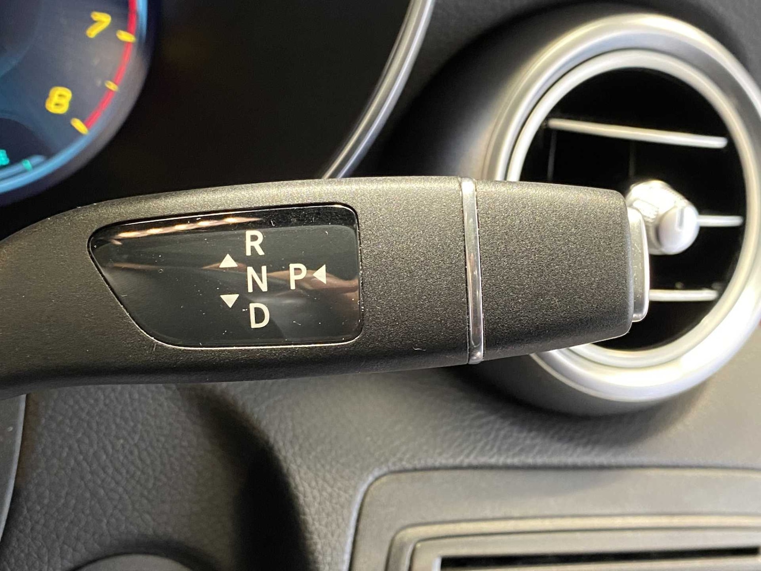 Used Mercedes-Benz GLC 2019 for sale - 76113580: Photo 25