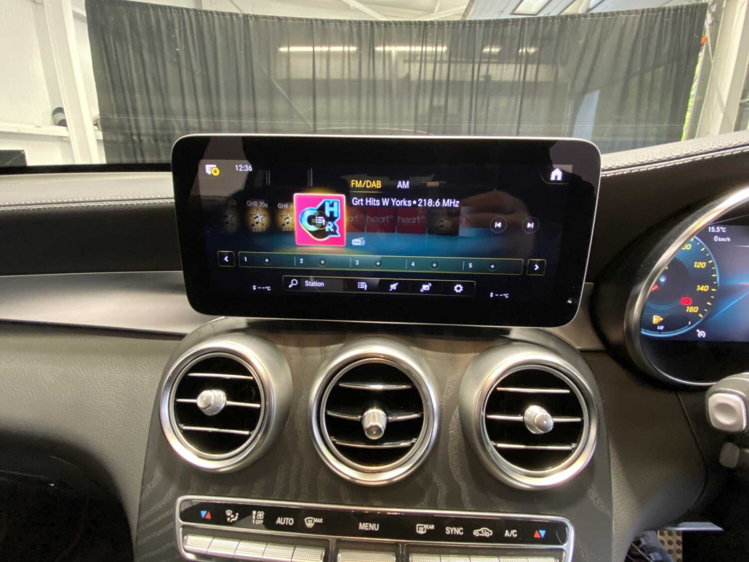 Used Mercedes-Benz GLC 2019 for sale - 76113580: Photo 29