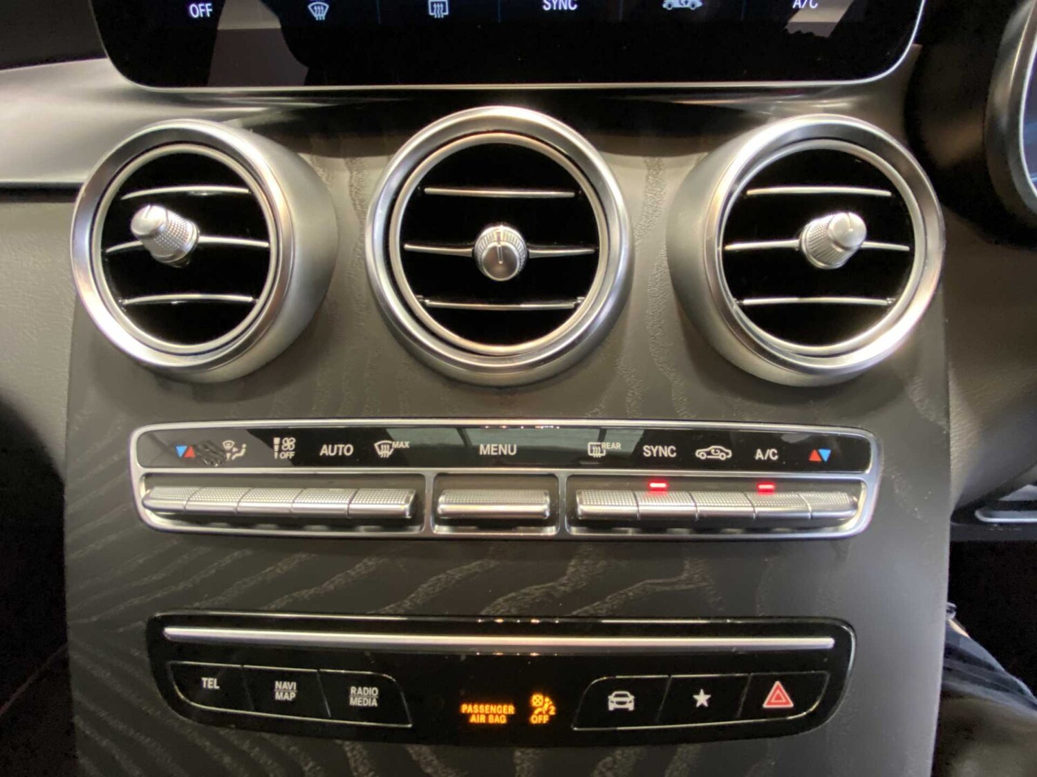 Used Mercedes-Benz GLC 2019 for sale - 76113580: Photo 34