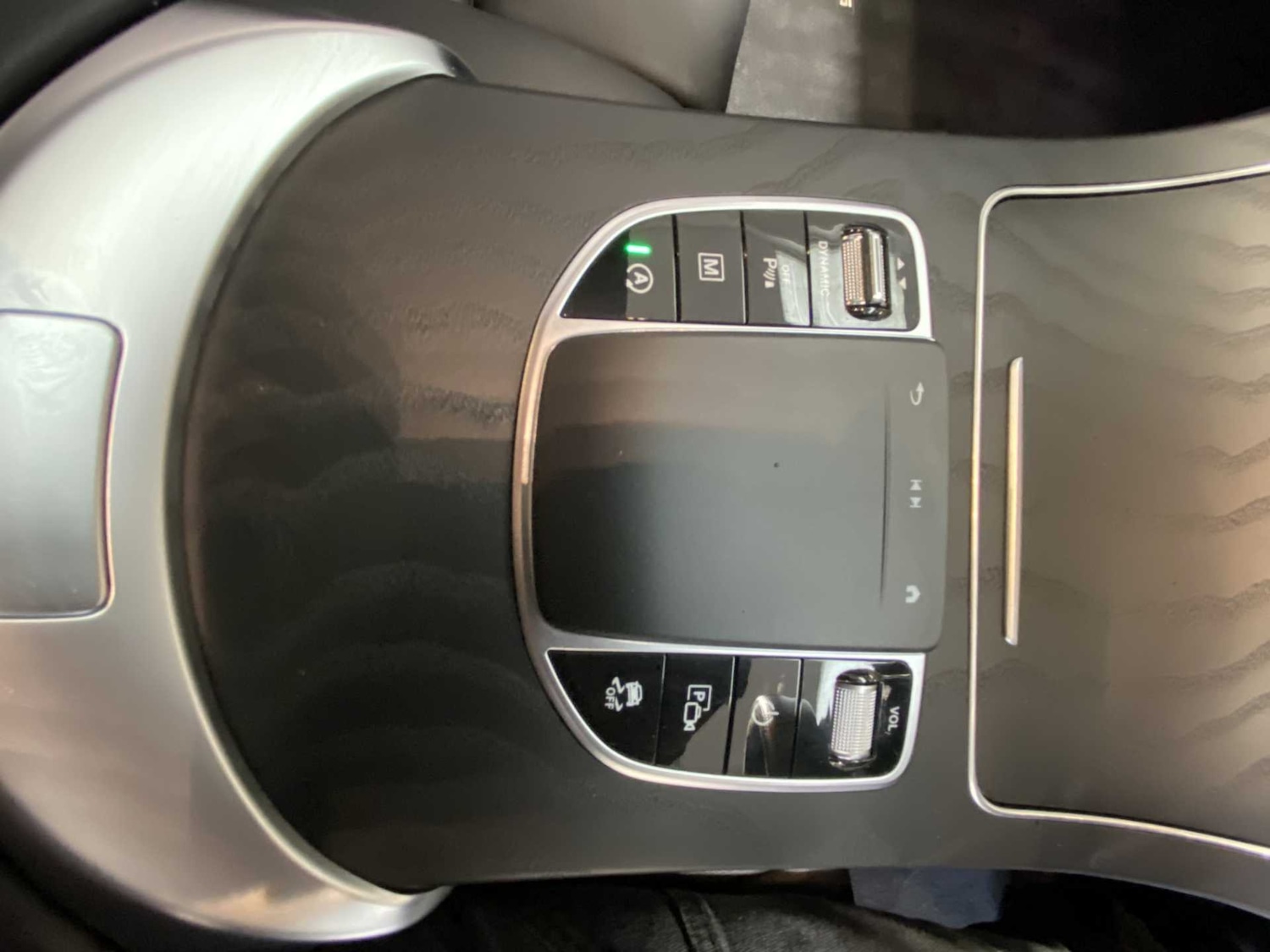 Used Mercedes-Benz GLC 2019 for sale - 76113580: Photo 35