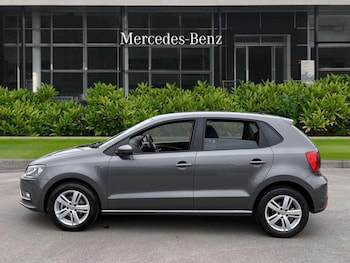 Used Volkswagen Polo 2017 for sale - 76272234: Photo