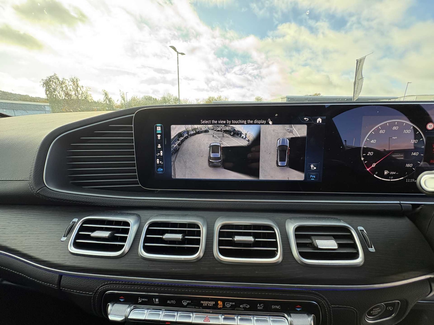 Used Mercedes-Benz GLE 2024 for sale - 76390643: Photo 32