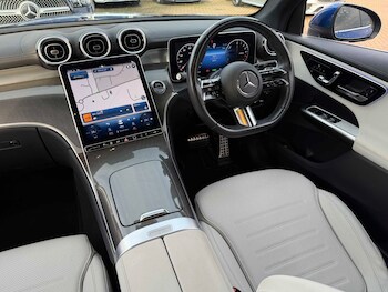 Used Mercedes-Benz GLC 2023 for sale - 77000327: Photo