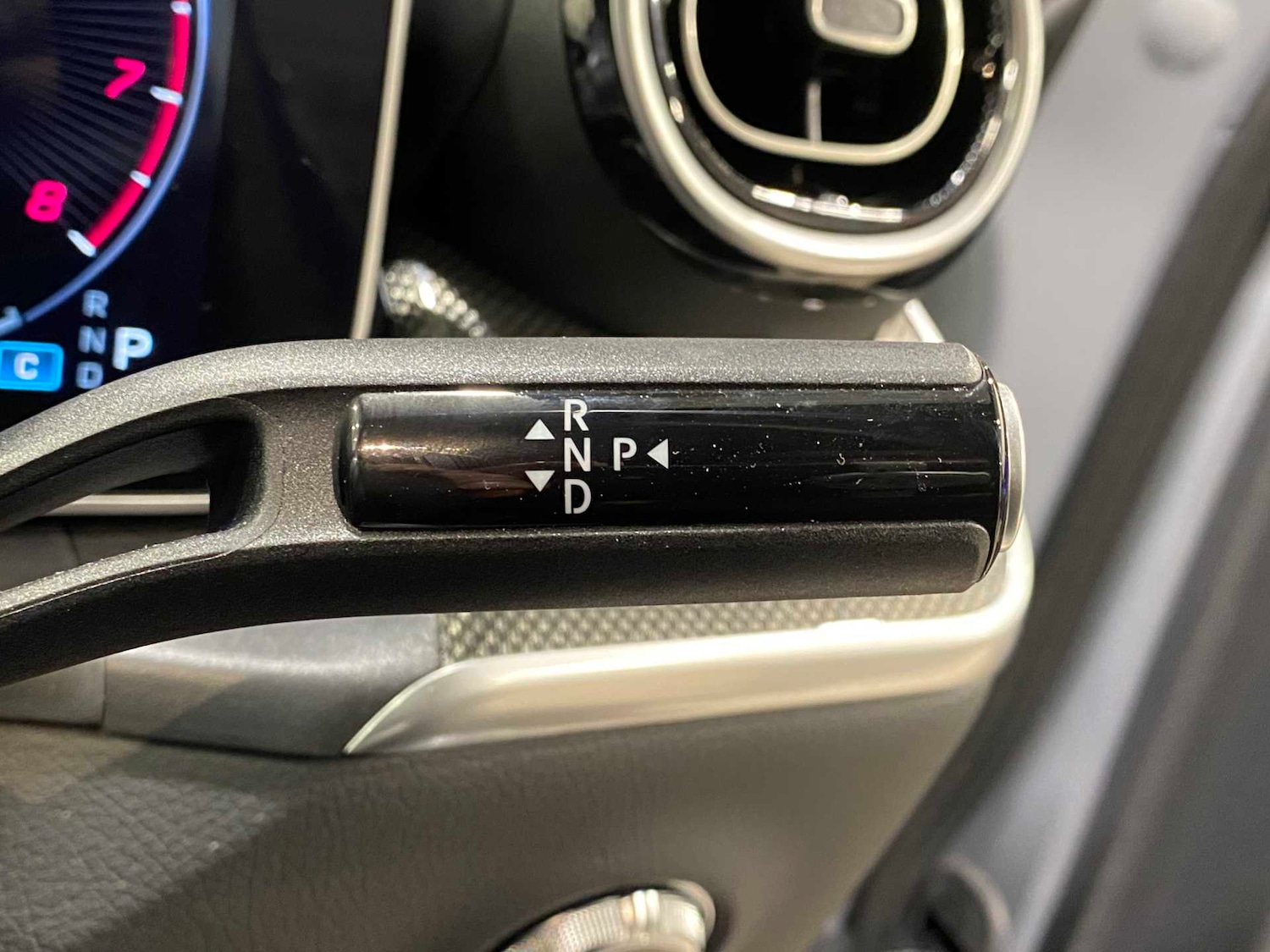 Used Mercedes-Benz GLC 2023 for sale - 77068642: Photo 25