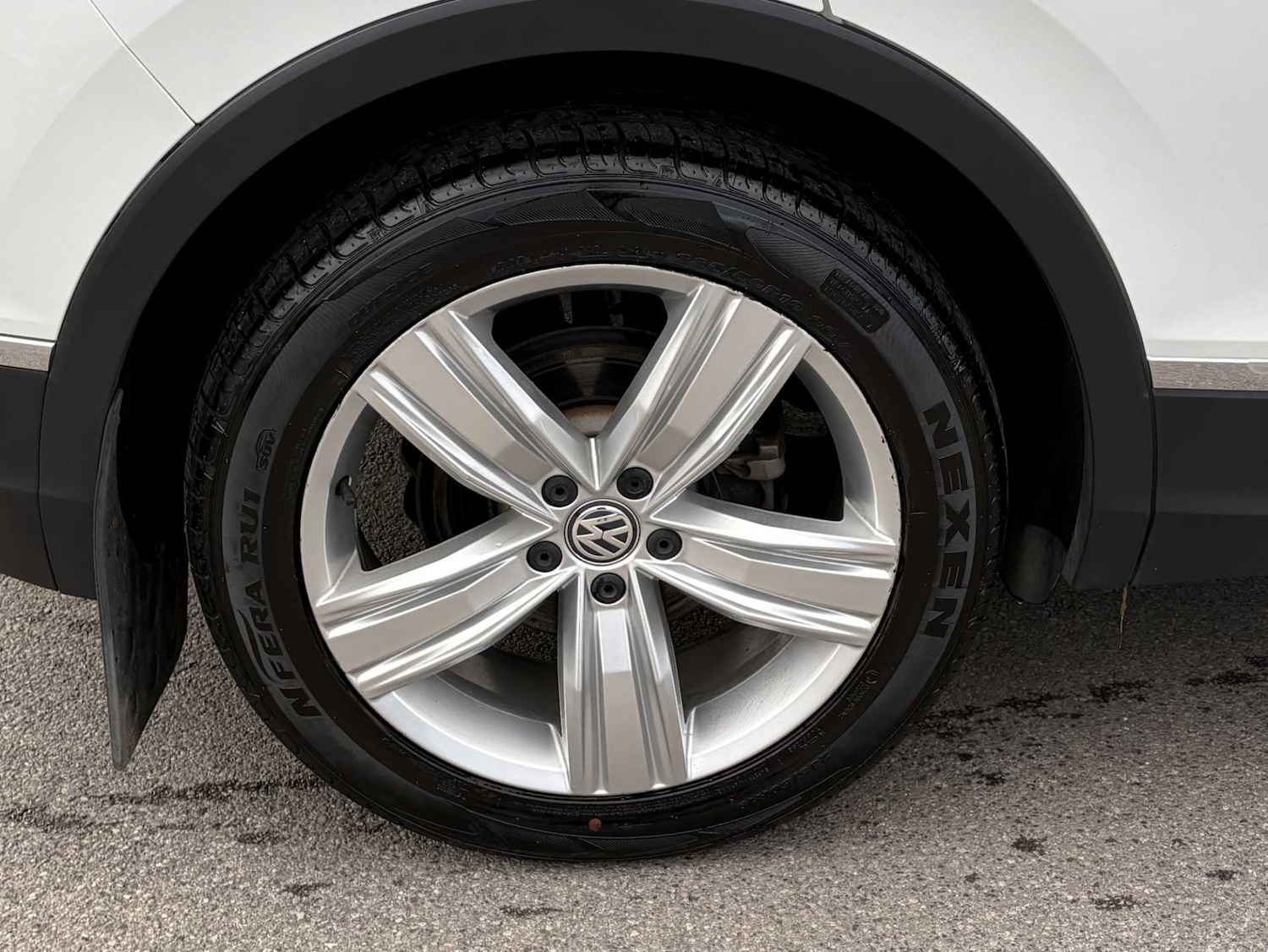 Used Volkswagen Tiguan 2021 for sale - 76339663: Photo 10