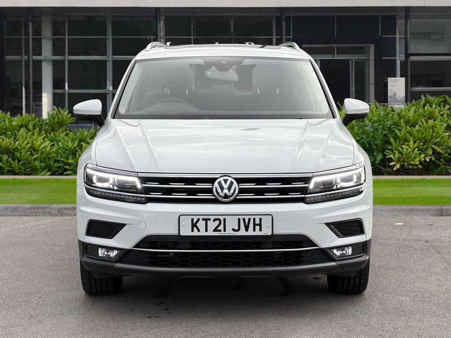 Used Volkswagen Tiguan 2021 for sale - 76339663: Photo 2