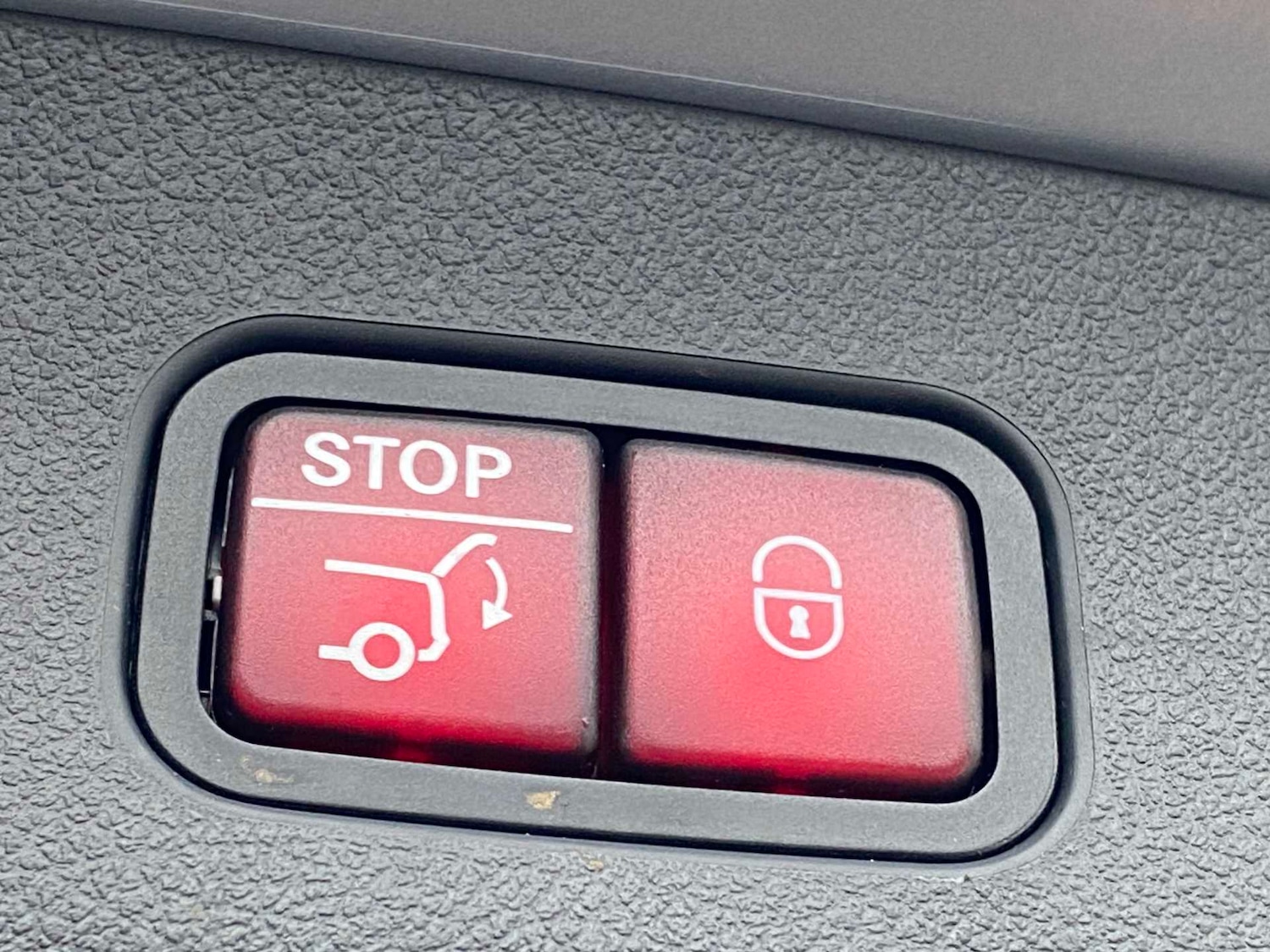 Used Mercedes-Benz GLC 2025 for sale - 77232920: Photo 17