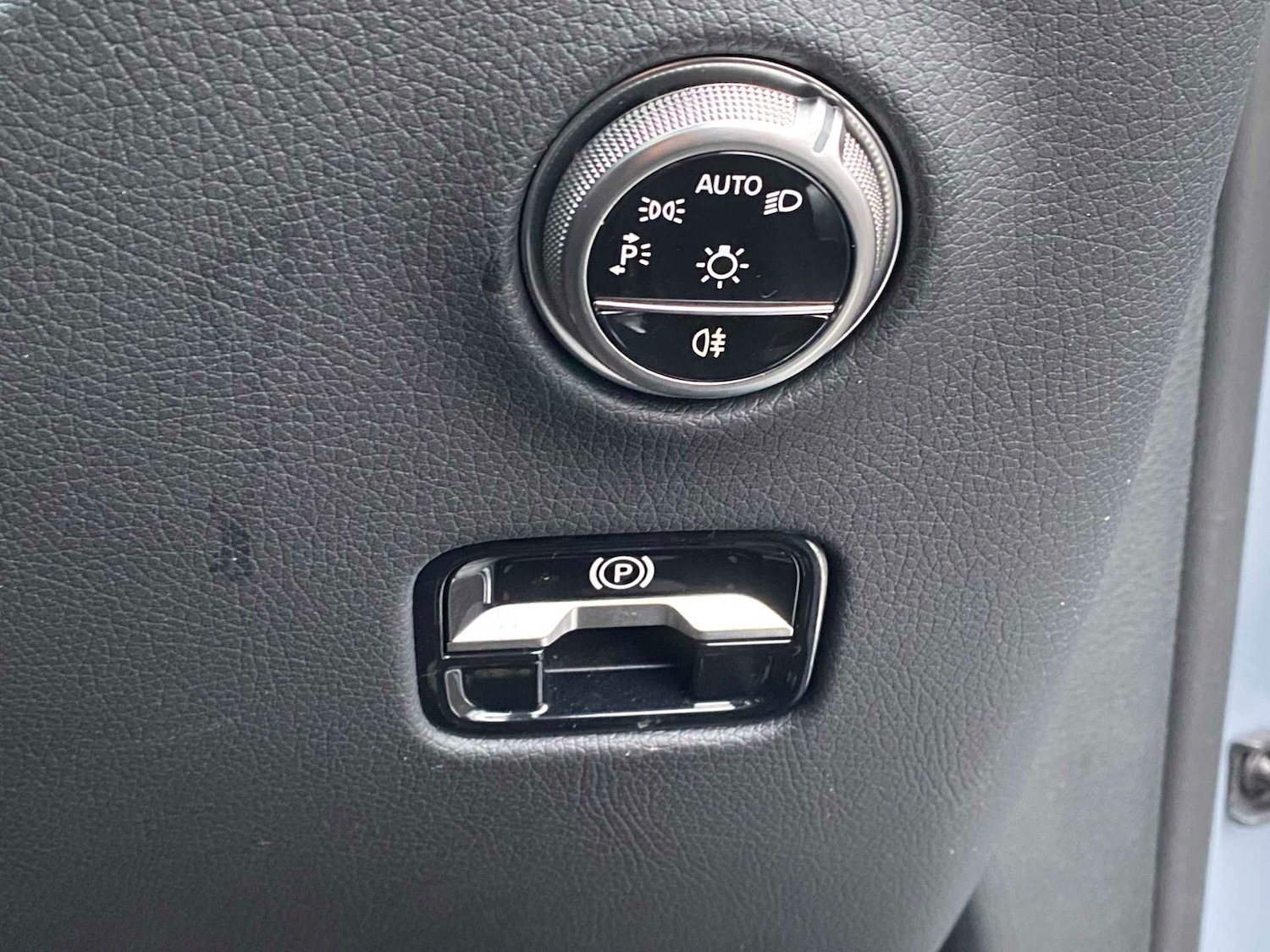 Used Mercedes-Benz GLC 2025 for sale - 77232920: Photo 25