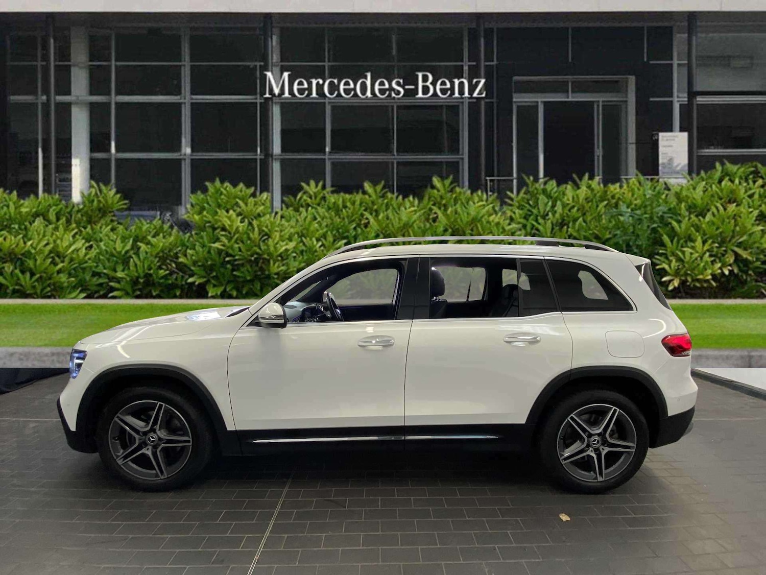 Used Mercedes-Benz GLB 2022 for sale - 75818721: Photo 4