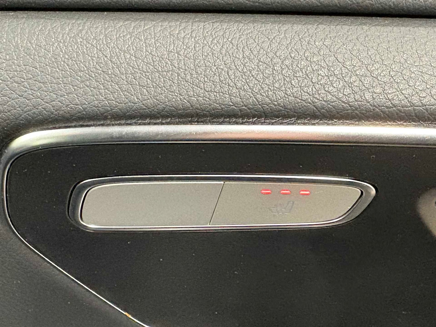 Used Mercedes-Benz V-Class 2025 for sale - 76955308: Photo 20