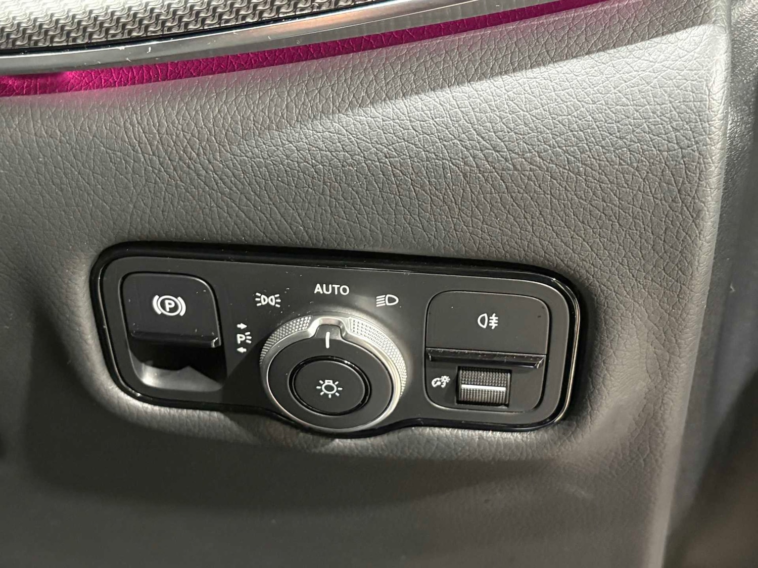 Used Mercedes-Benz V-Class 2025 for sale - 76955308: Photo 22