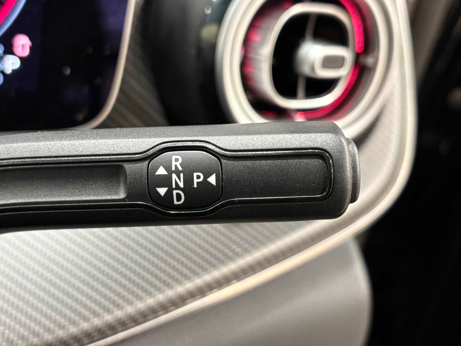 Used Mercedes-Benz V-Class 2025 for sale - 76955308: Photo 23