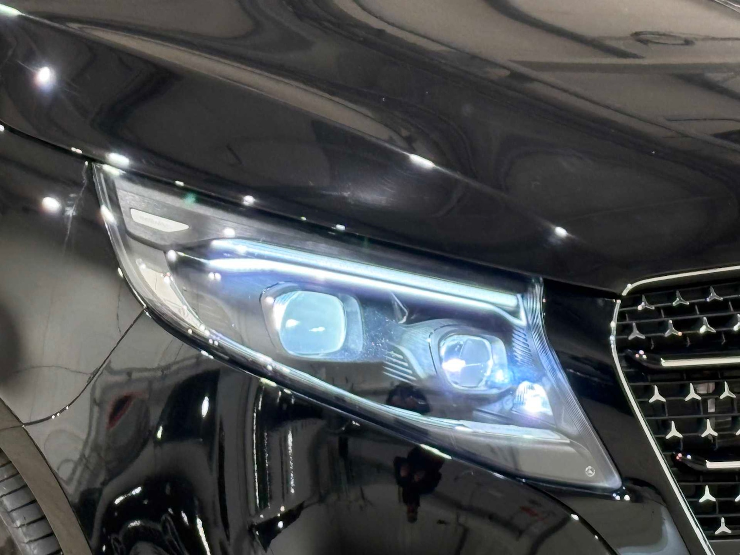 Used Mercedes-Benz V-Class 2025 for sale - 76955308: Photo 9