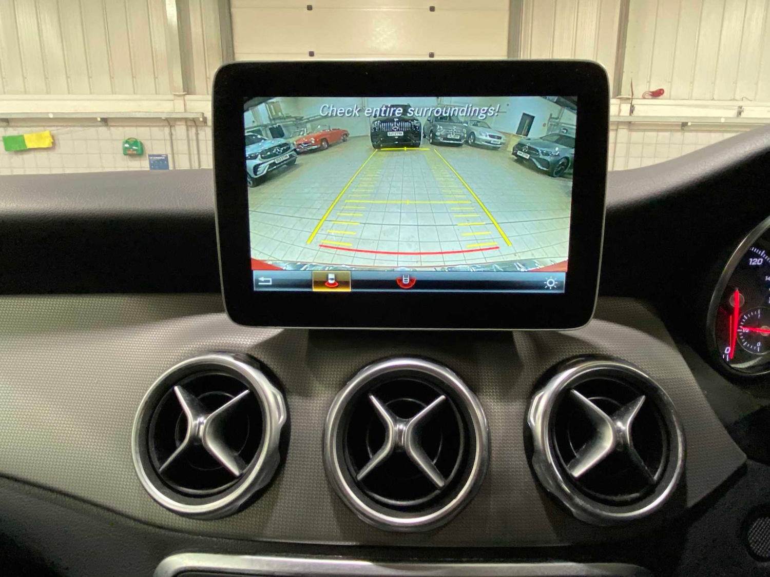 Used Mercedes-Benz GLA 2019 for sale - 77068670: Photo 28