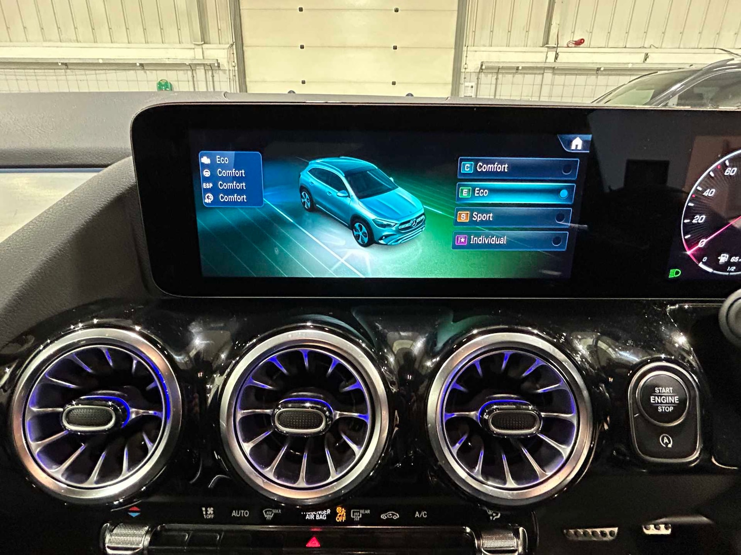 Used Mercedes-Benz GLA 2025 for sale - 77553219: Photo 32