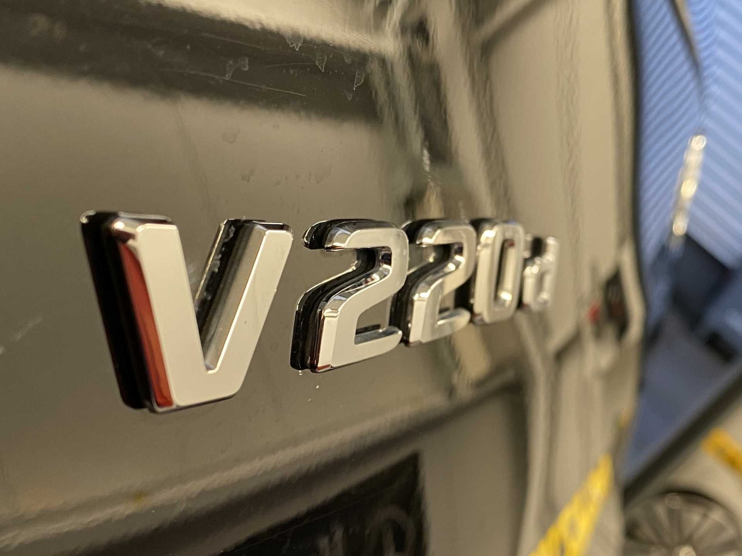 Used Mercedes-Benz V-Class 2023 for sale - 75846365: Photo 14