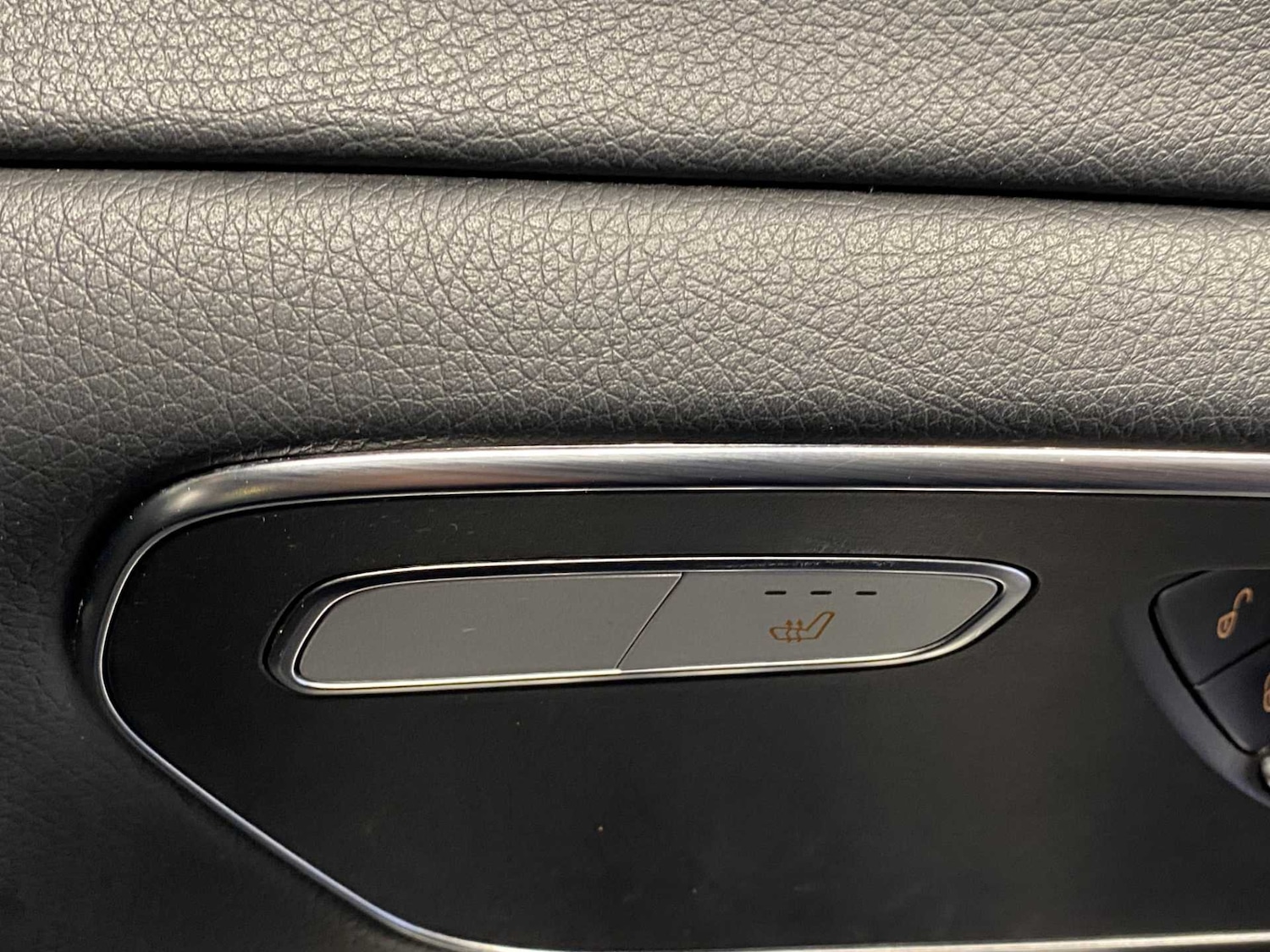 Used Mercedes-Benz V-Class 2023 for sale - 75846365: Photo 20