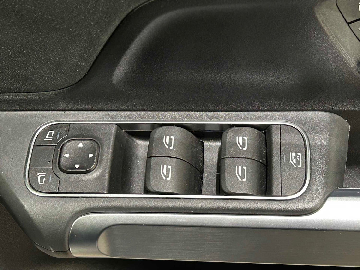 Used Mercedes-Benz GLB 2022 for sale - 77661259: Photo 22