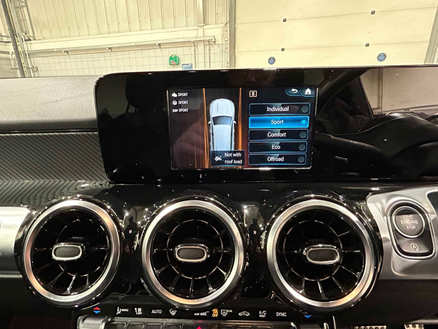 Used Mercedes-Benz GLB 2022 for sale - 77661259: Photo 30