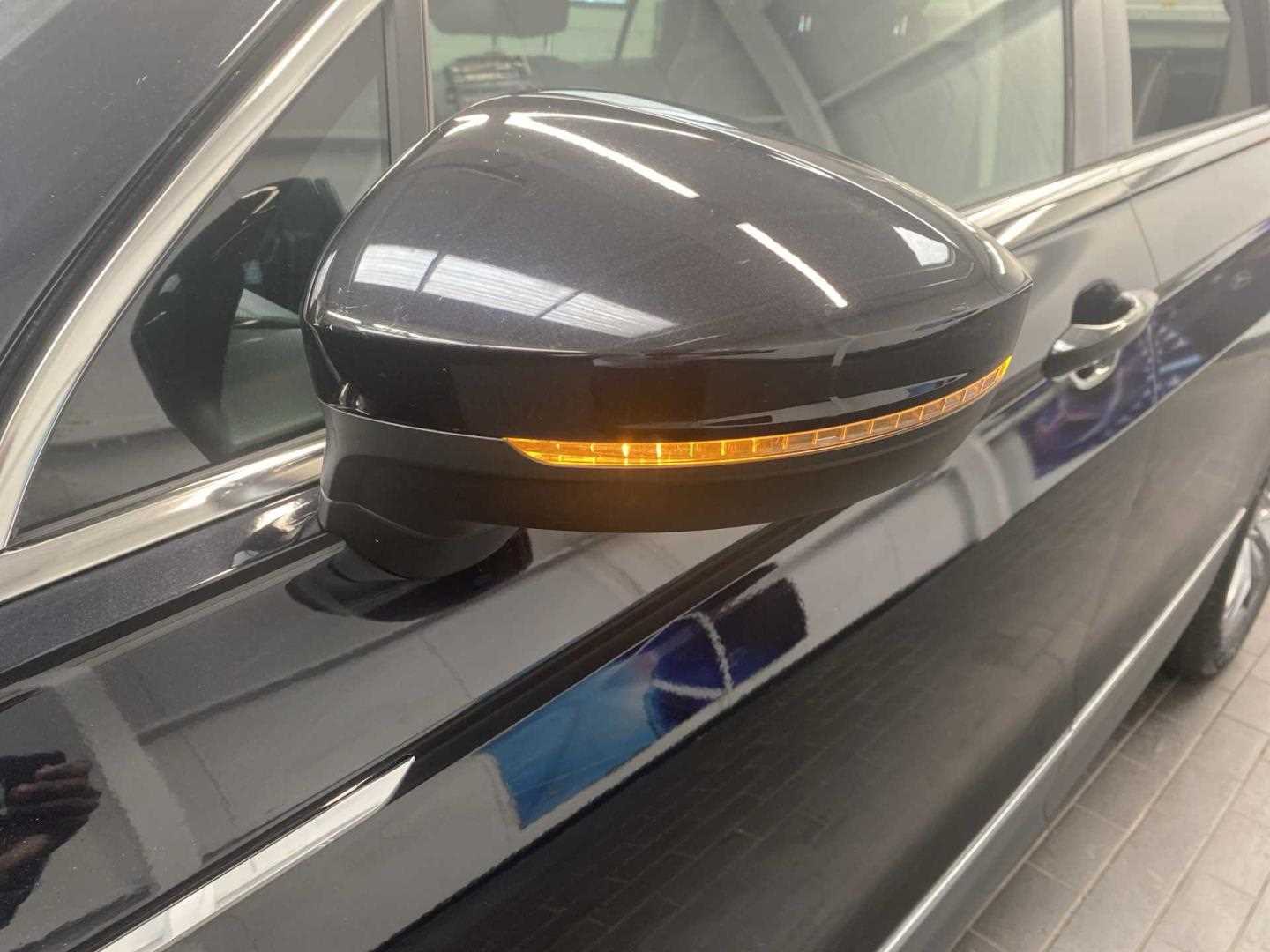 Vehicle 33
