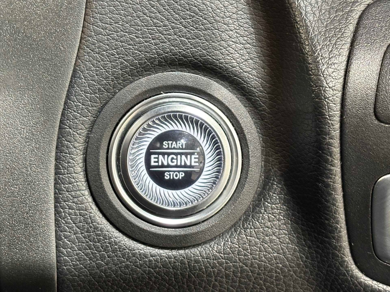 Used Mercedes-Benz GLC 2020 for sale - 76553131: Photo 26