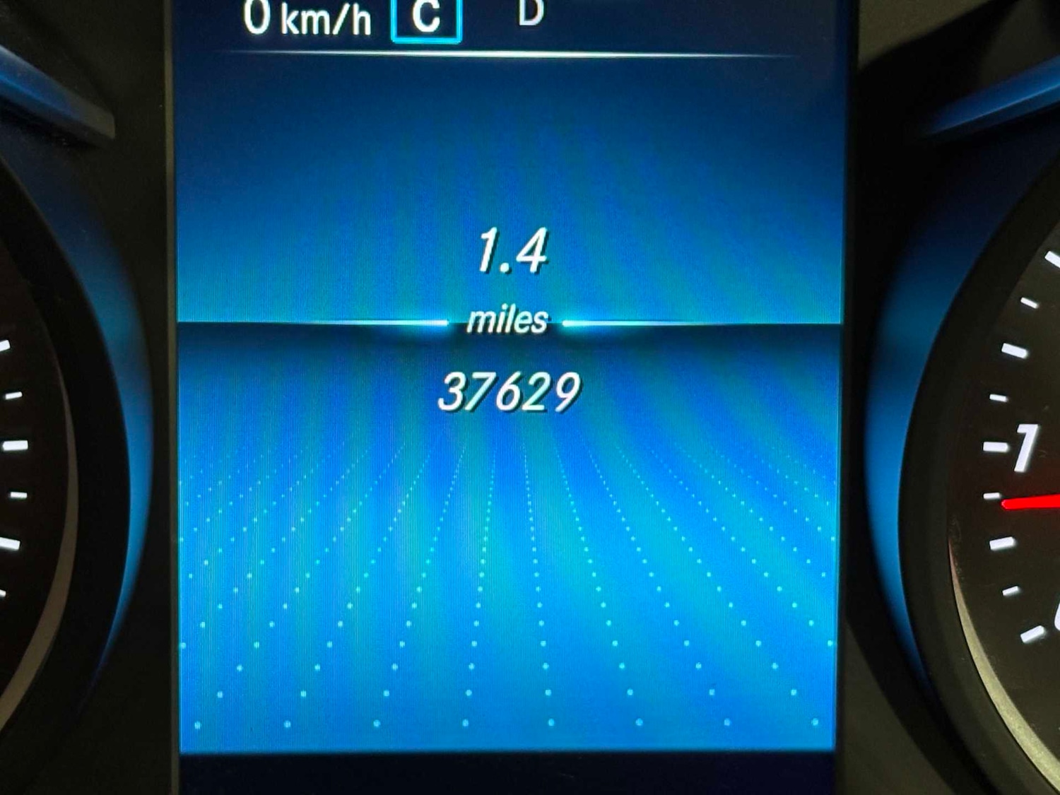 Used Mercedes-Benz GLC 2020 for sale - 76553131: Photo 27