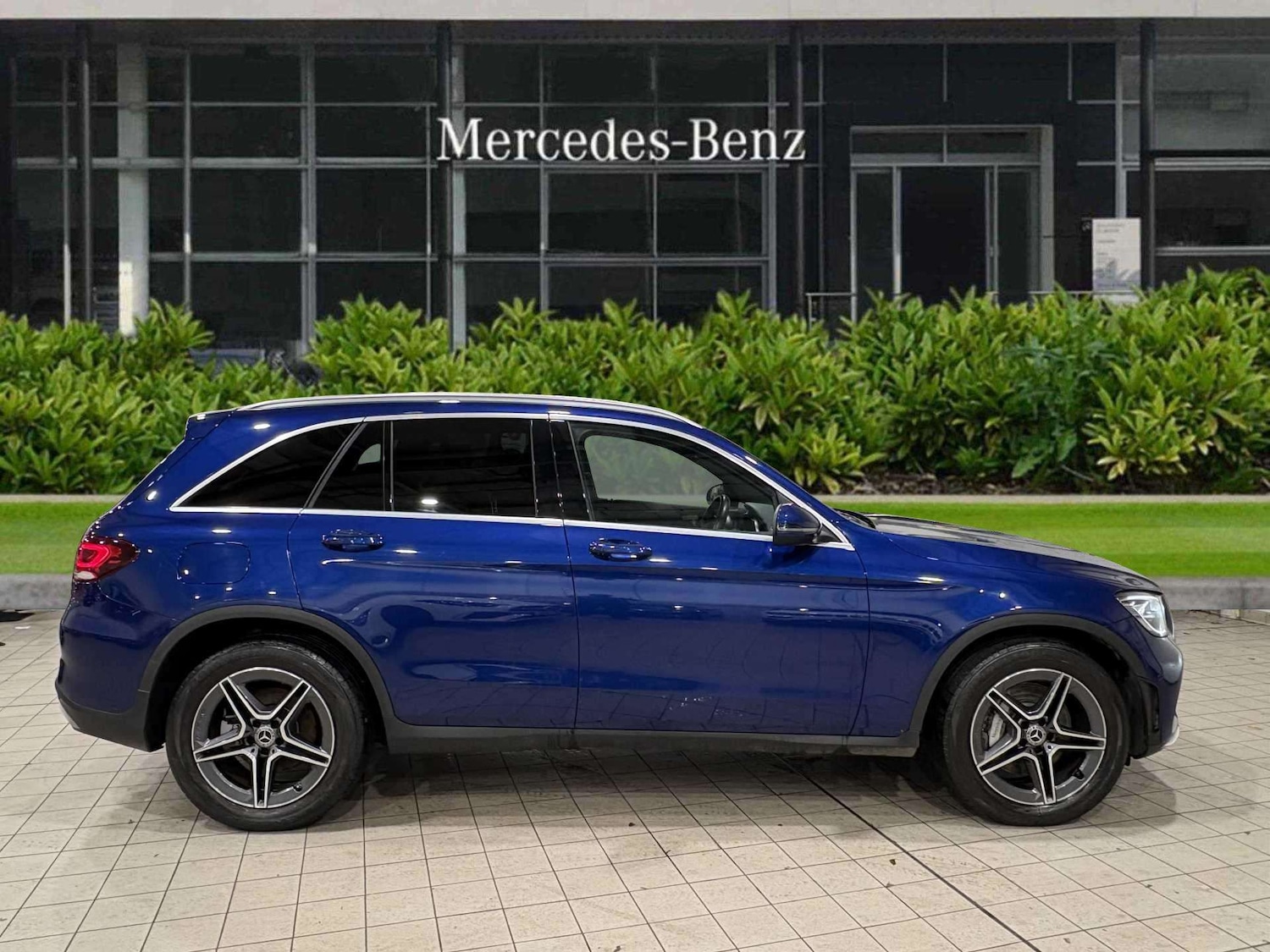 Used Mercedes-Benz GLC 2020 for sale - 76553131: Photo 8