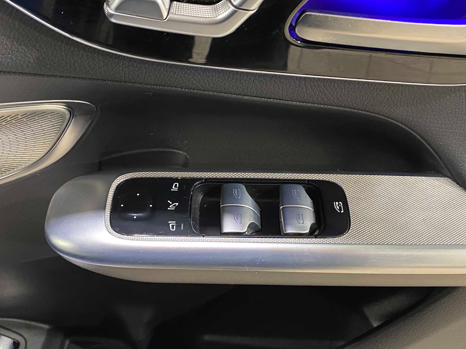 Used Mercedes-Benz GLC 2023 for sale - 77257423: Photo 23