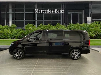 Used Mercedes-Benz V-Class 2023 for sale - 75649404: Photo