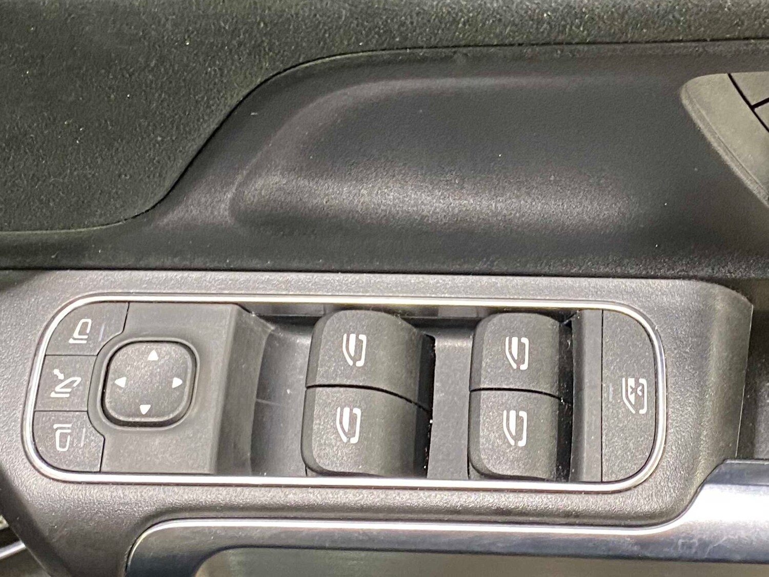 Used Mercedes-Benz GLB 2024 for sale - 77348027: Photo 21