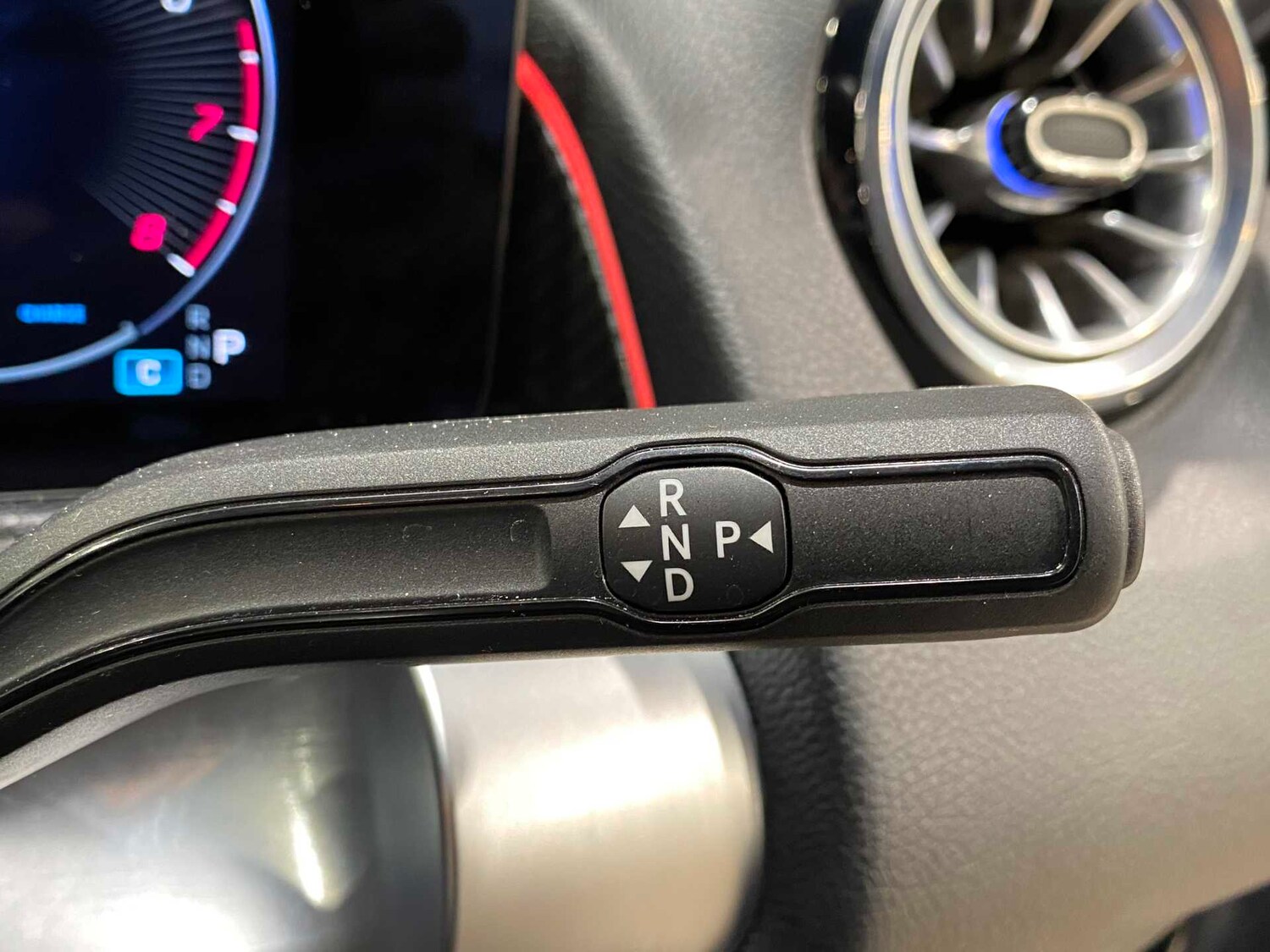 Used Mercedes-Benz GLB 2024 for sale - 77348027: Photo 24