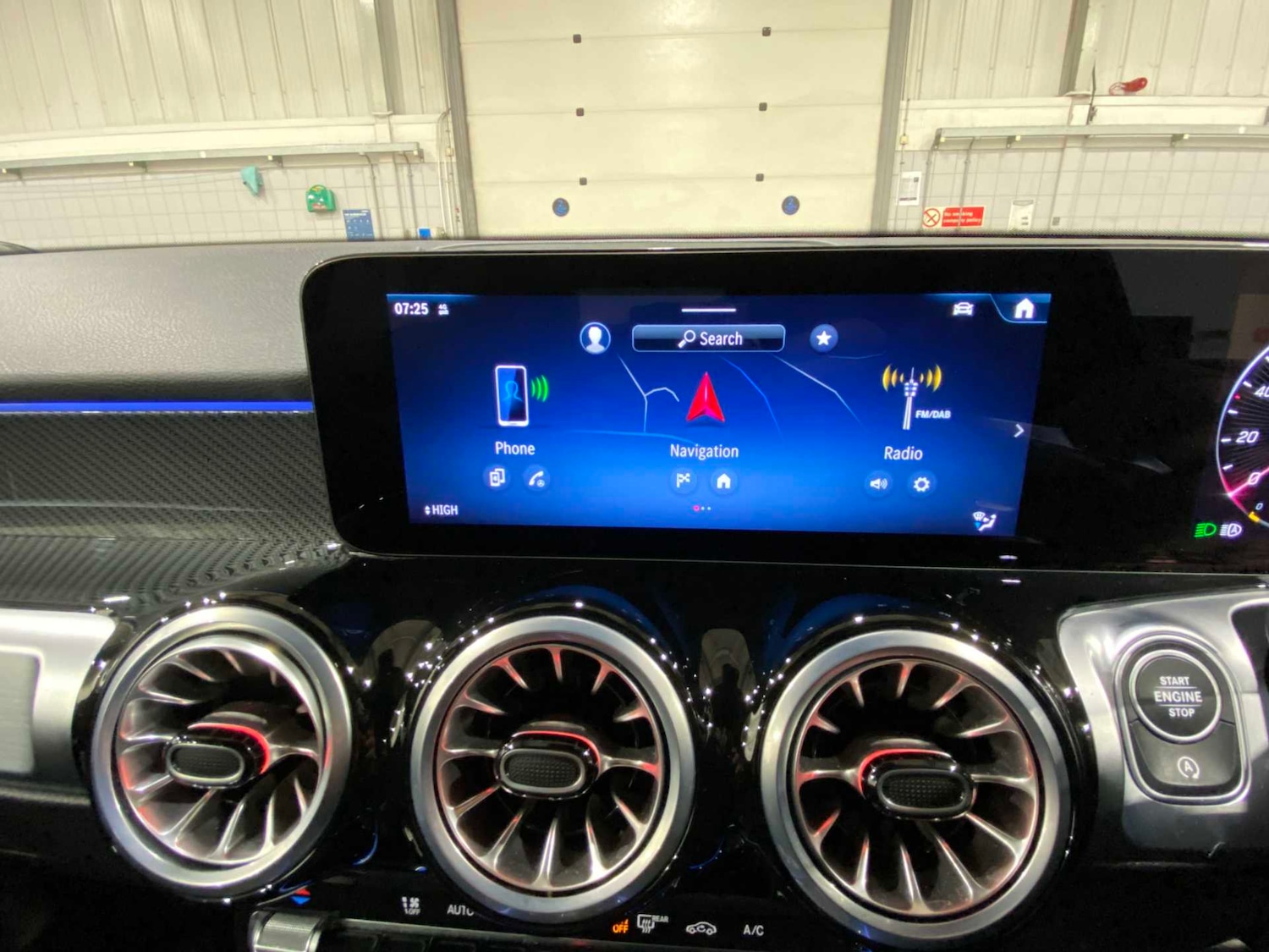 Used Mercedes-Benz GLB 2024 for sale - 77348027: Photo 28