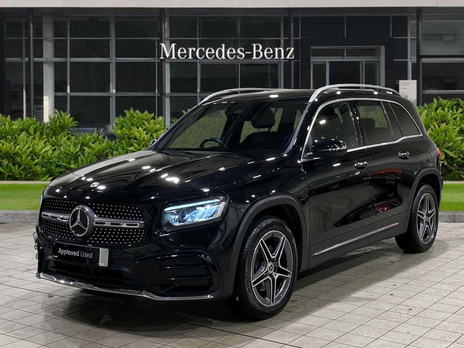 Used Mercedes-Benz GLB 2024 for sale - 77348027: Photo 3