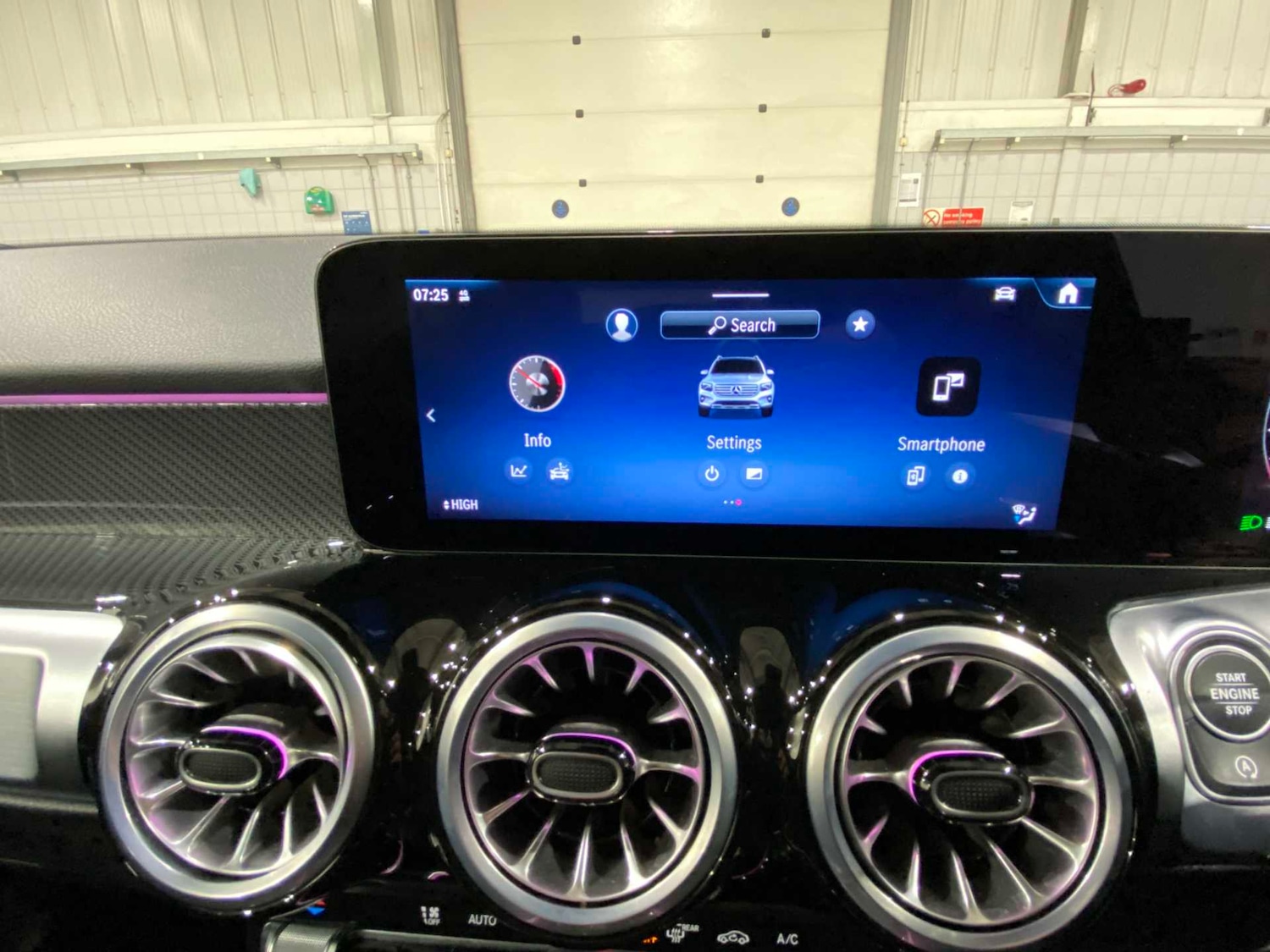 Used Mercedes-Benz GLB 2024 for sale - 77348027: Photo 31