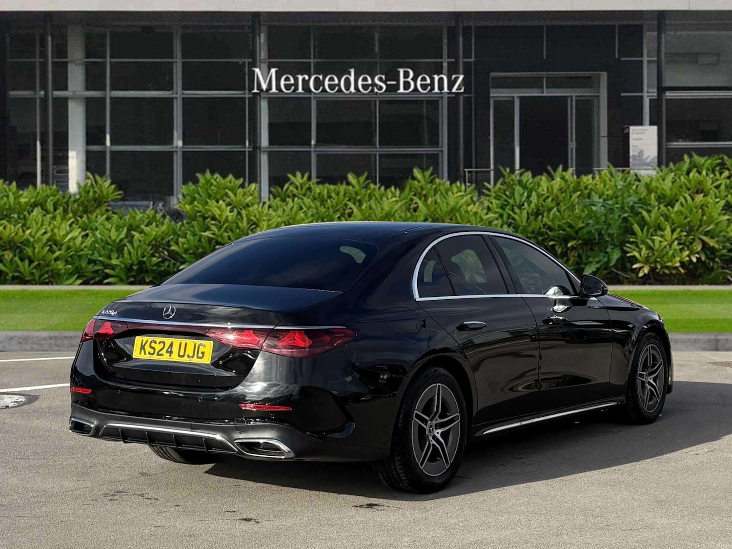 Used Mercedes-Benz E Class 2024 for sale - 76902404: Photo 7