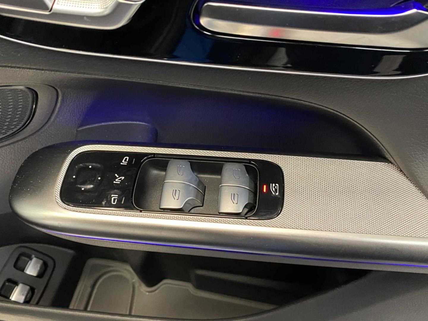 Used Mercedes-Benz GLC 2025 for sale - 77472528: Photo 25