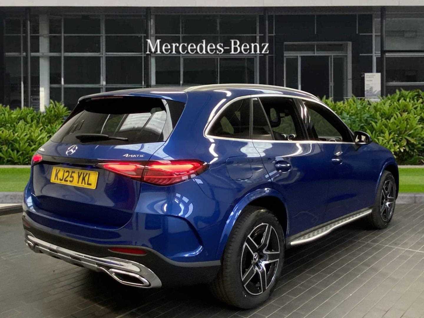 Used Mercedes-Benz GLC 2025 for sale - 77472528: Photo 3