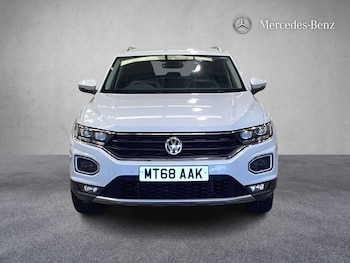 Used Volkswagen T-Roc 2018 for sale - 79499533: Photo