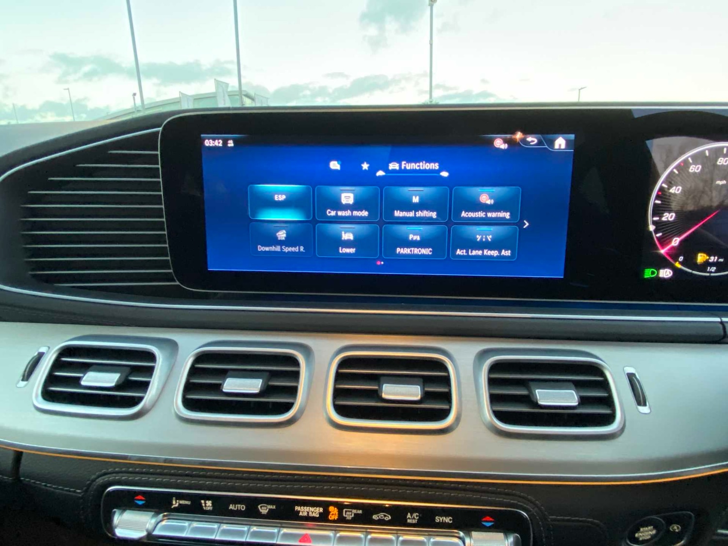 Used Mercedes-Benz GLE 2025 for sale - 77011282: Photo 33