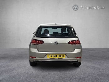 Used Volkswagen Golf 2018 for sale - 79637247: Photo