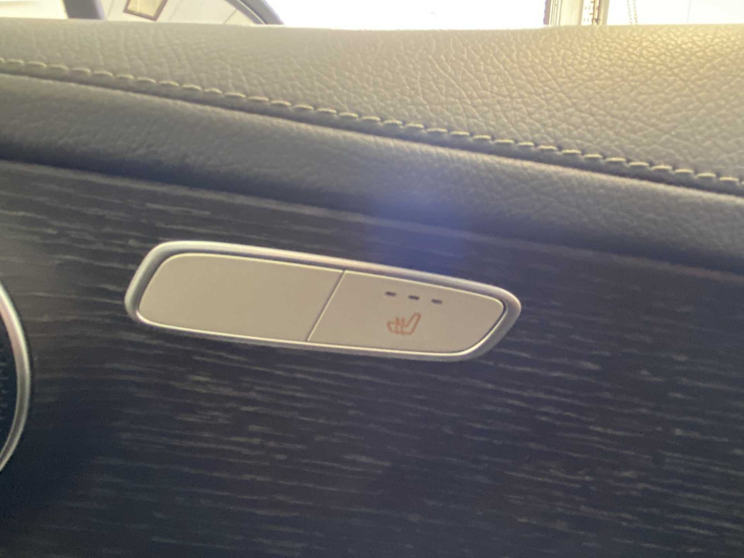 Used Mercedes-Benz GLC 2023 for sale - 75818967: Photo 22