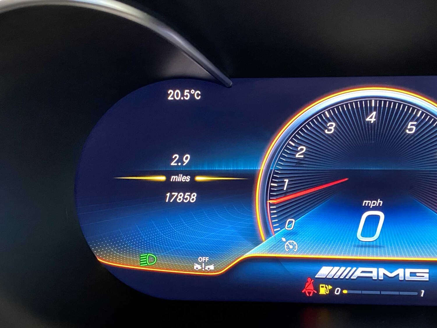 Used Mercedes-Benz GLC 2023 for sale - 75818967: Photo 28