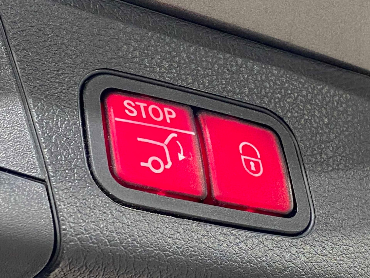 Used Mercedes-Benz GLB 2022 for sale - 77112239: Photo 17