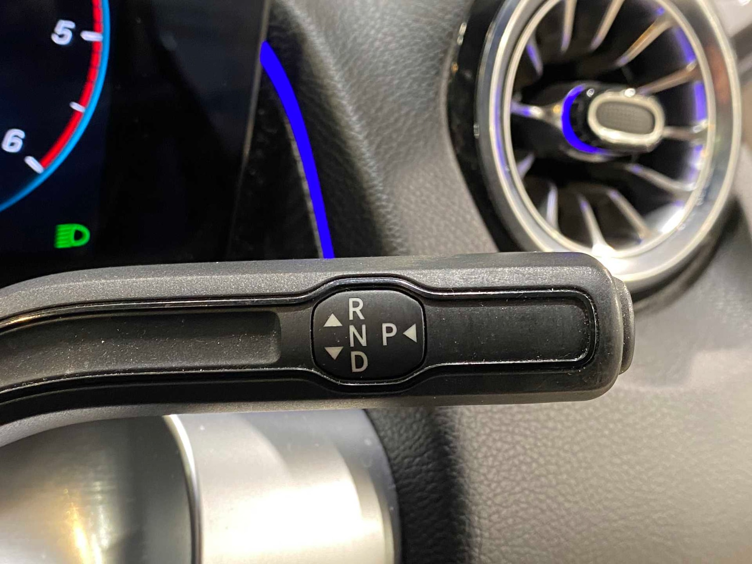 Used Mercedes-Benz GLB 2022 for sale - 77112239: Photo 26