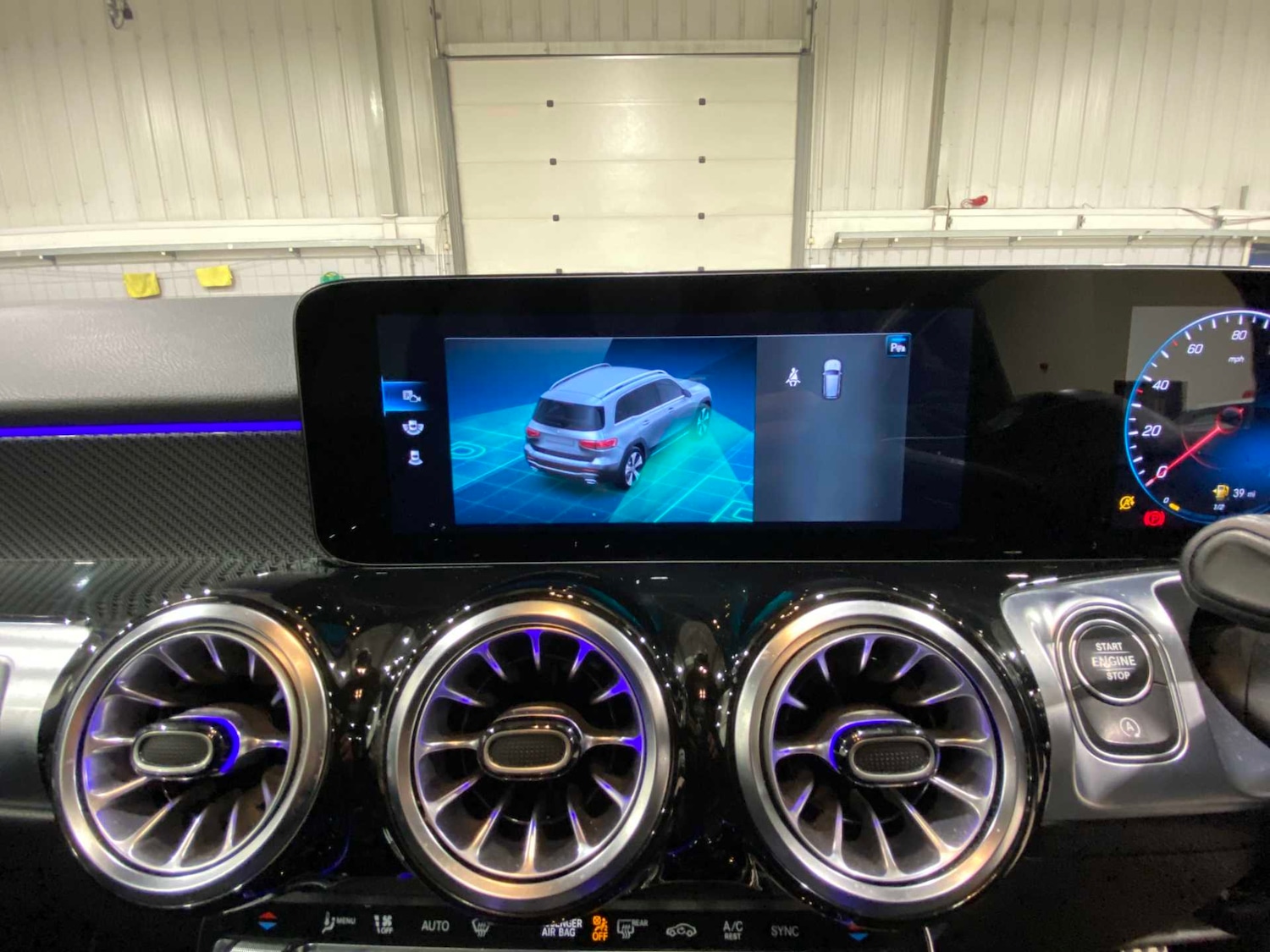 Used Mercedes-Benz GLB 2022 for sale - 77112239: Photo 33