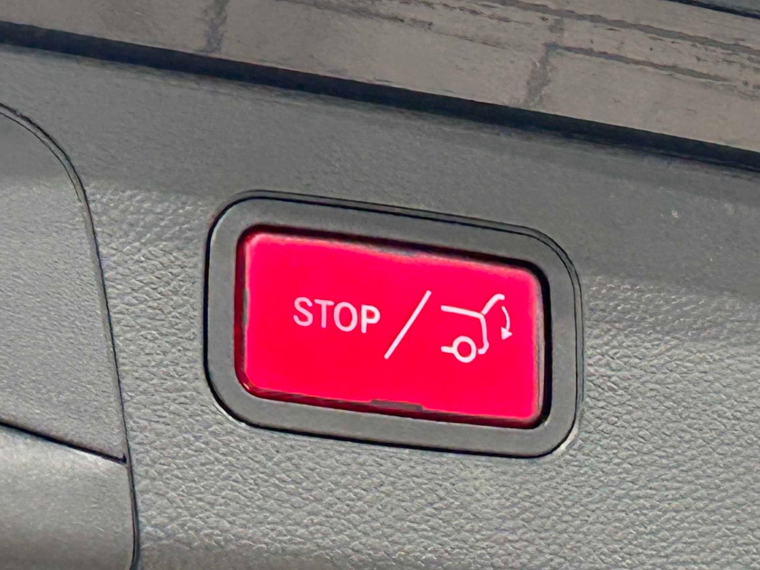 Used Mercedes-Benz GLC 2019 for sale - 77500381: Photo 17