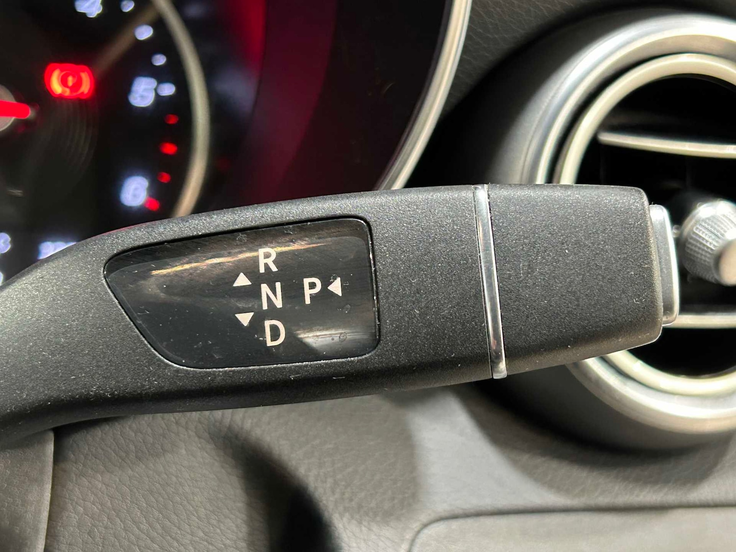 Used Mercedes-Benz GLC 2019 for sale - 77500381: Photo 26